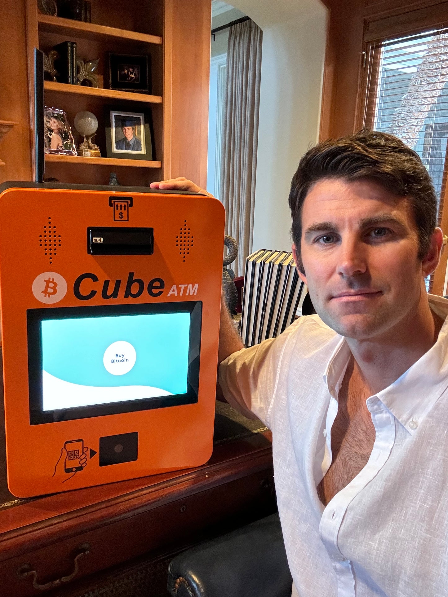 Cube ATM - Cryptocurrency ATM