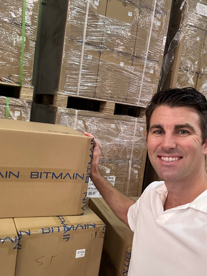 Bitmain Antiminer S21 Bitcoin Miner 195TH